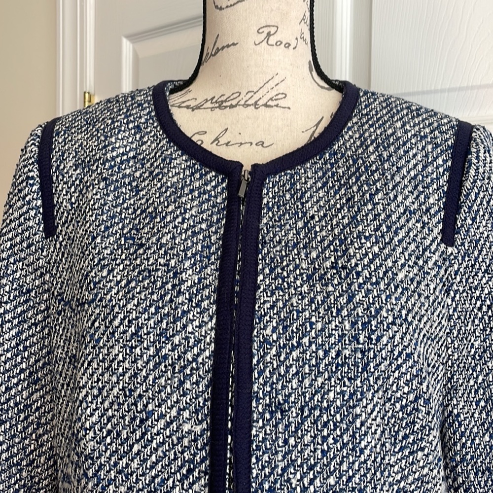 Talbots jacket - Picture 2 of 9